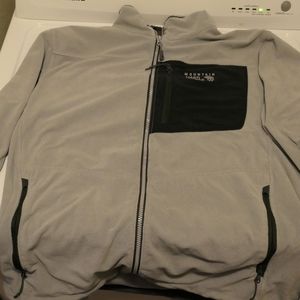 Mountain hardwear fleece